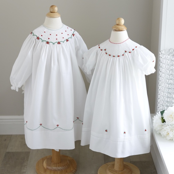 White Smocked Feltman Brothers Bishop Dress Red Green Embroidery NWT ADORABLE - Picture 2 of 5